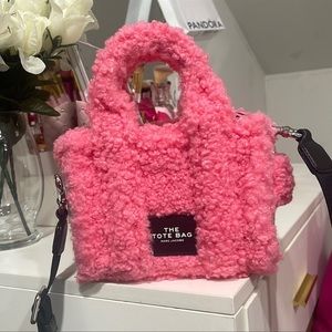 Marc Jacobs micro tote bag ❤️